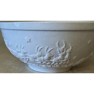 WCL Ceramic Bowl White Santa Sleigh Reindeer Christmas 8" Round Glossy